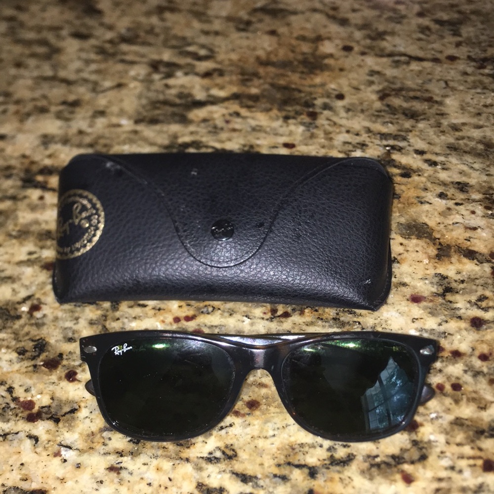 Rayban Tortoise Wayfarers